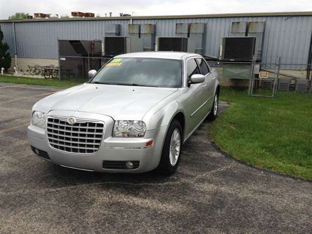 2008 Chrysler 300 Touring 4dr Sedan